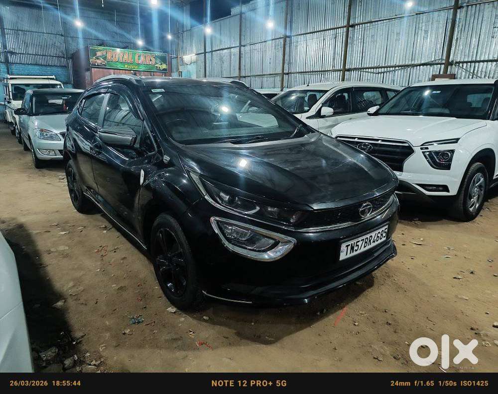 Tata Altroz 1.2 Xz Plus Dark Edition, 2023, Petrol