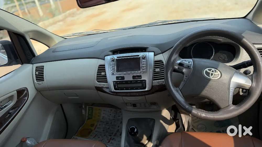 Toyota Innova 2014 Diesel Well Maintained