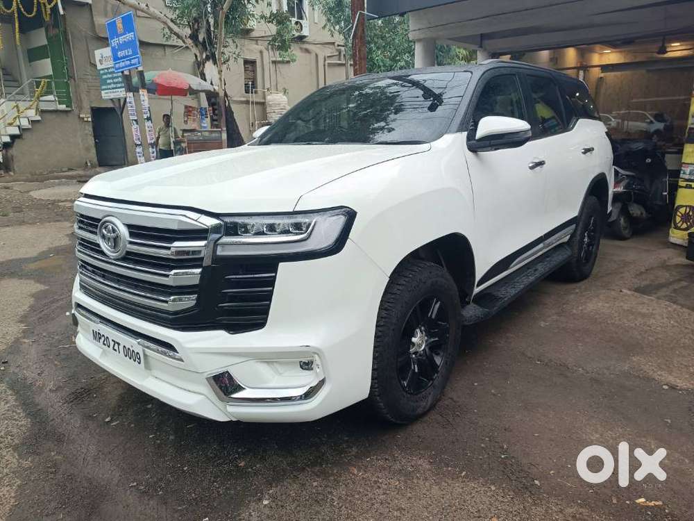 Toyota Fortuner Leader Edition (at), 2025, Diesel