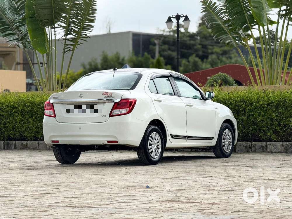 Maruti Suzuki Swift Dzire 1.3 Vxi, 2018, Petrol