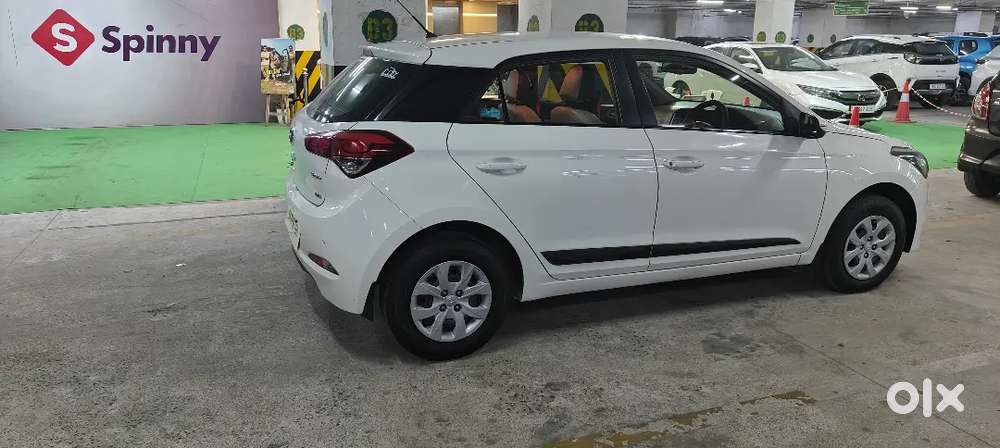Hyundai I20 Diesel Manual White Colour