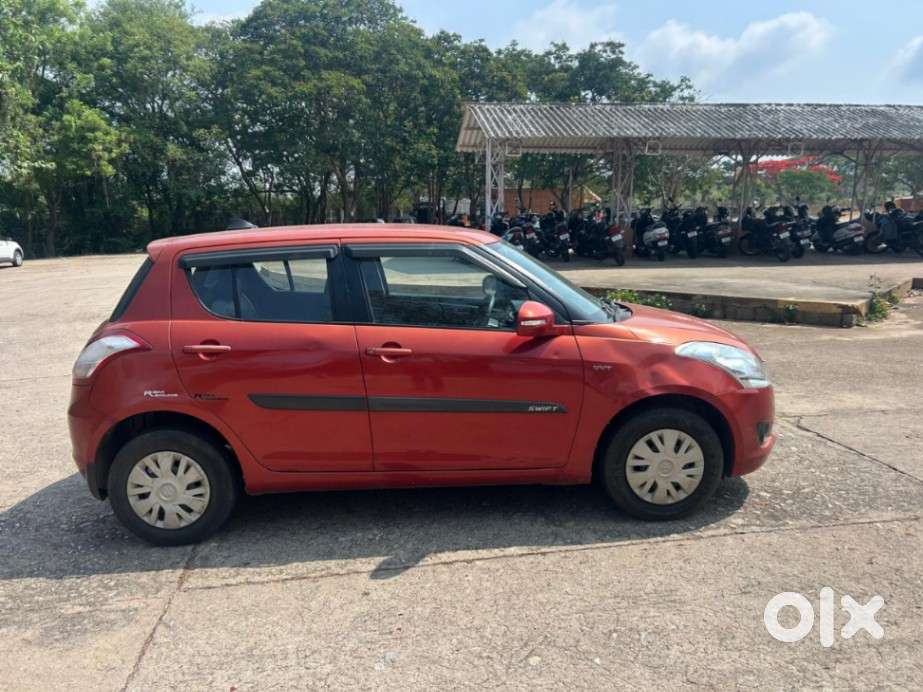 Maruti Suzuki Swift Vxi + Manual, 2014