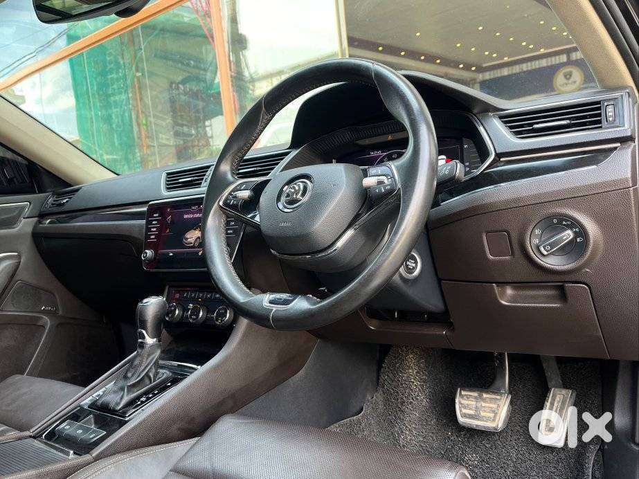 Skoda Superb 2.0 Tsi At L&k, 2021, Petrol