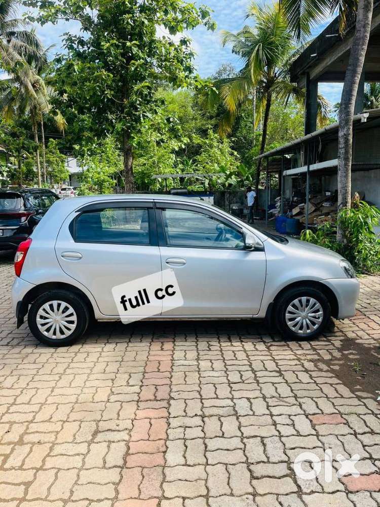 Toyota Etios Liva 2014-2016 V, 2016, Petrol