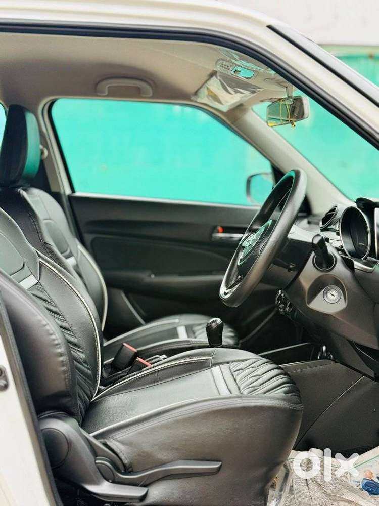 Maruti Suzuki Swift Vxi Optional, 2022, Petrol