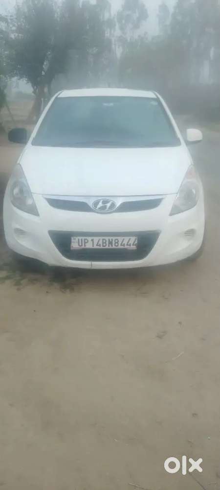 Hyundai I20 2012 Cng & Hybrids 140000 Km Driven