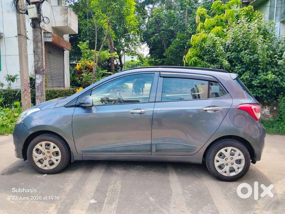 Hyundai Grand I10 Sportz, 2015, Petrol