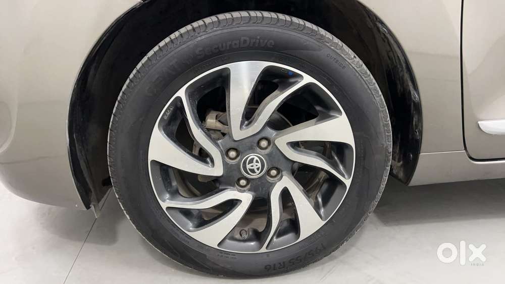 Toyota Glanza V Cvt, 2020, Petrol