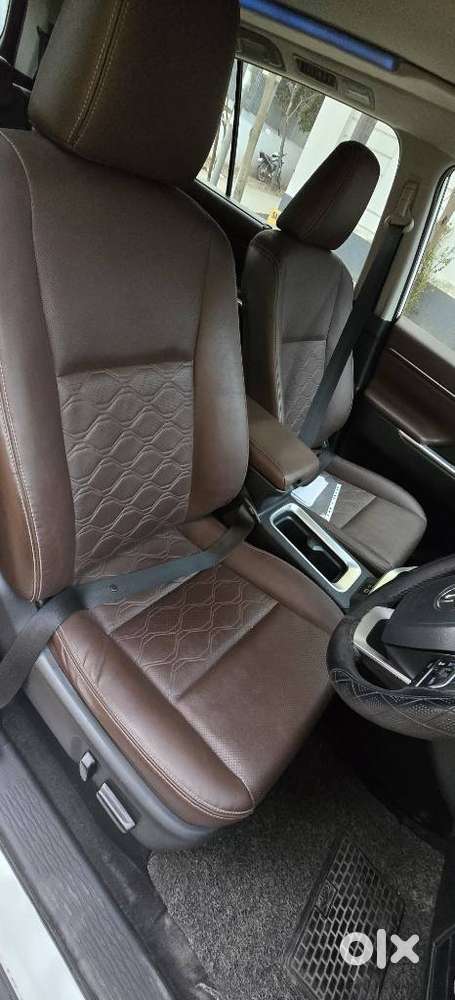 Toyota Innova Hycross 2.0 Zx (o) Hybrid 7 Str, 2023, Petrol