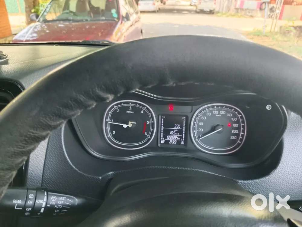 Maruti Suzuki Brezza 2016 With Proper Showroom Service