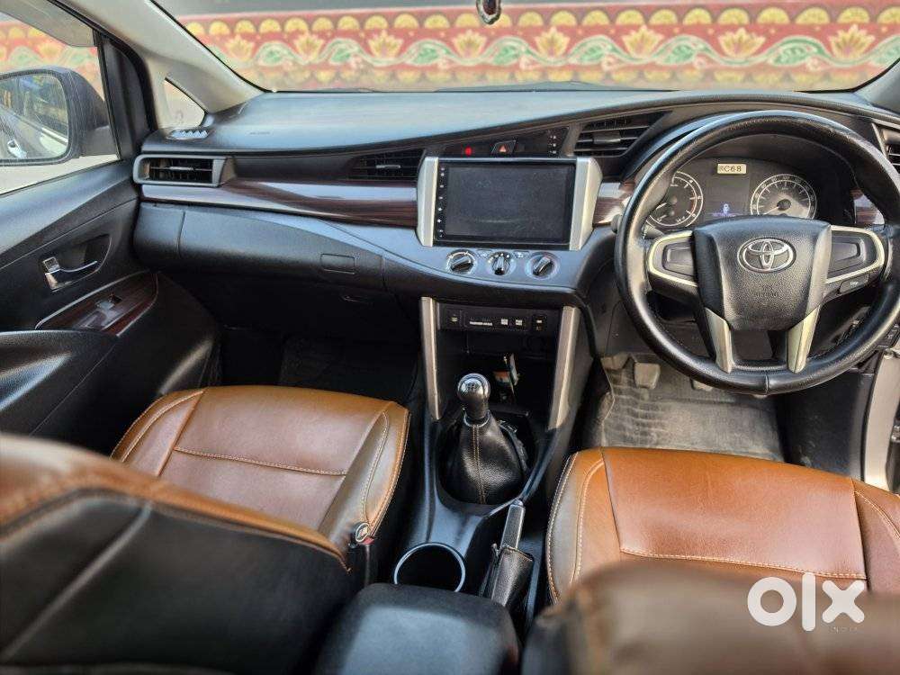 Toyota Innova Crysta 2.4 G Mt 8s, 2018, Diesel