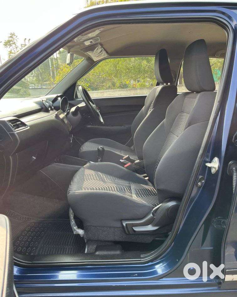 Maruti Suzuki Swift Vxi + Manual, 2022, Petrol
