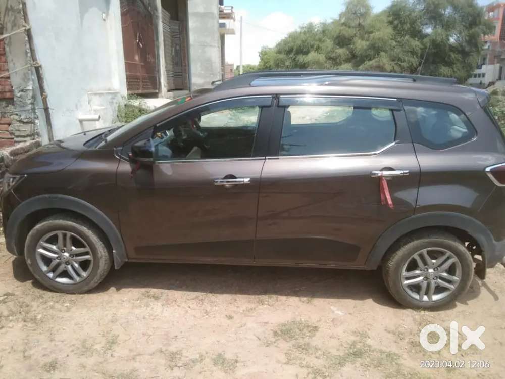Renault Triber Petrol 2022