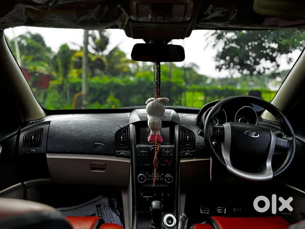Mahindra Xuv500 2015 Diesel 62000 Km Driven