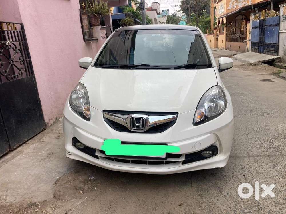 Honda Brio 2014 Petrol Well Maintained