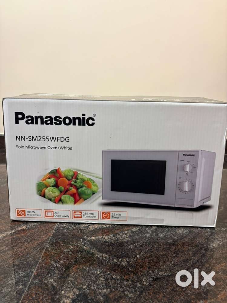 Brand New In Box! Panasonic 20L Solo Microwave (White) - Never Used