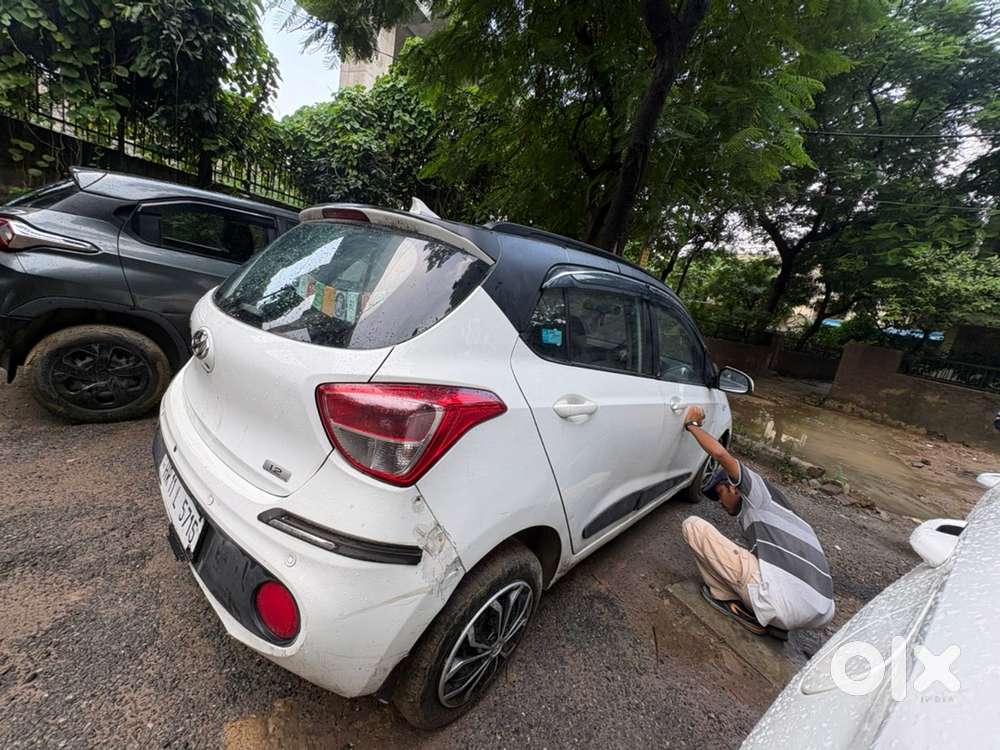 Hyundai Grand I10 Petrol 42300 Km Driven