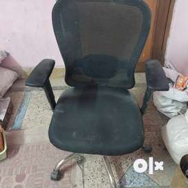 Office chair second online hand olx