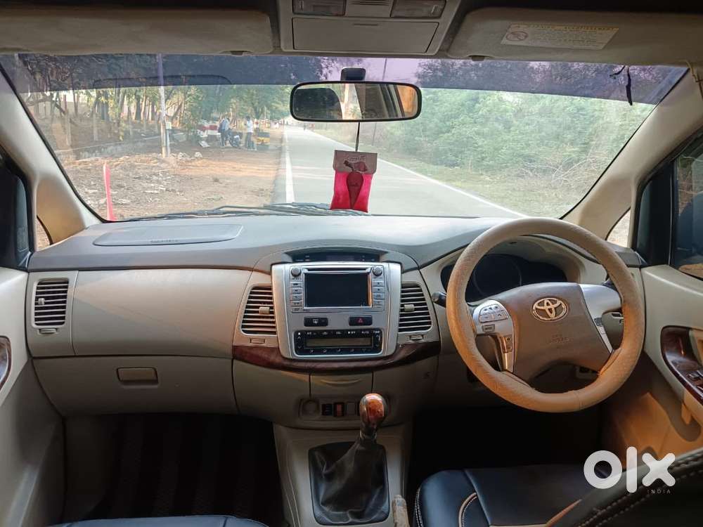 Toyota Innova 2.5 V 7 Str, 2012, Diesel