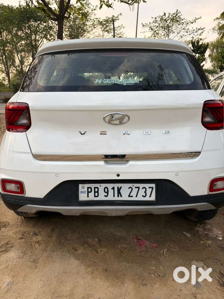 Hyundai Venue 2020 Petrol 48000 Km Driven