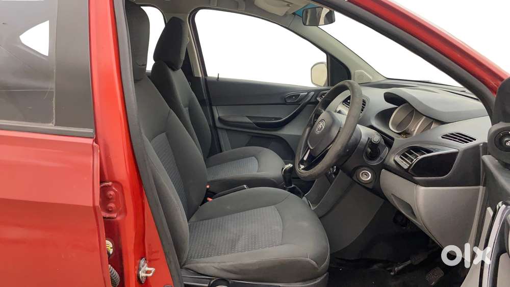Tata Tigor 1.2 Revotron Xt, 2017, Petrol