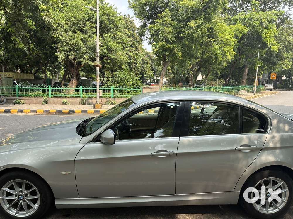 Bmw 3 Series 2.0 320i Sedan, 2011, Petrol