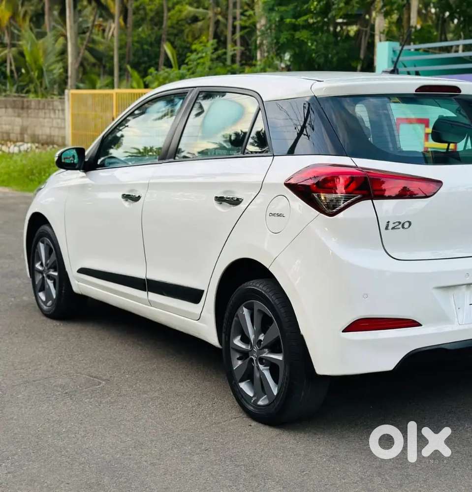 Urgent Hyundai I20 Very Very Good Condition First Party No Defaulter