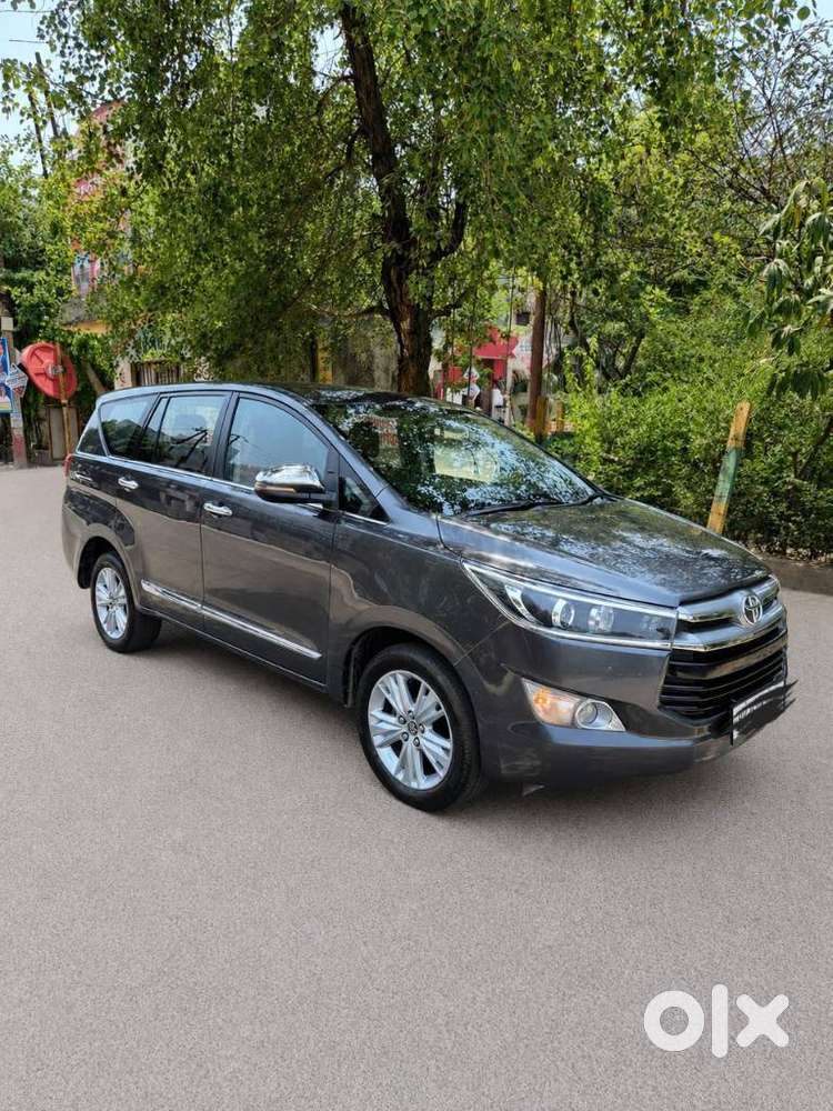 Toyota Innova Crysta 2.7 Zx At, 2017, Petrol