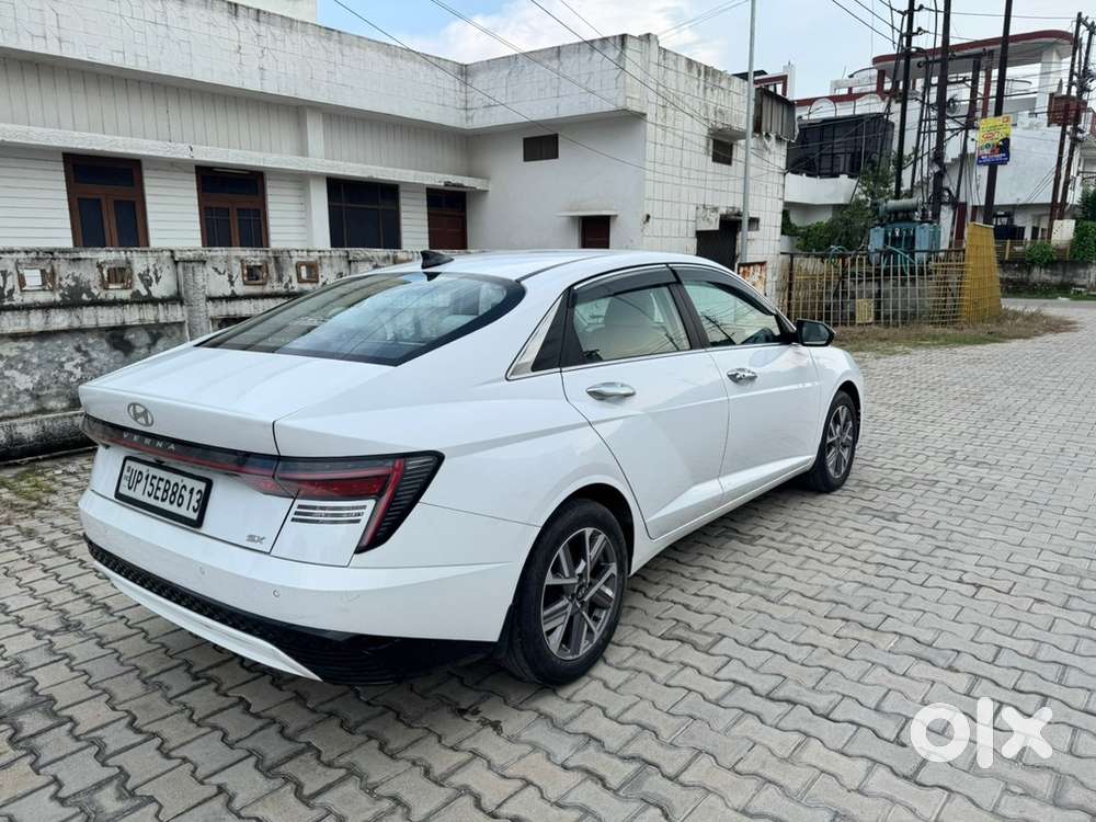Hyundai Verna 2023 Petrol Manual