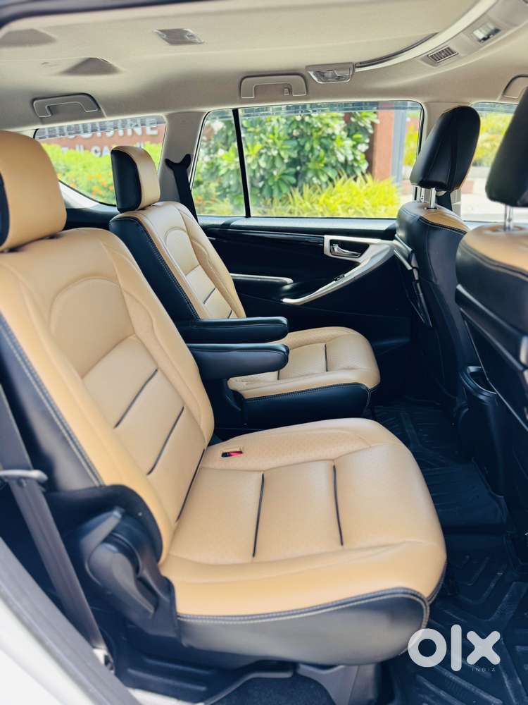 Toyota Innova Crysta 2.4 V 7 Str, 2023, Diesel