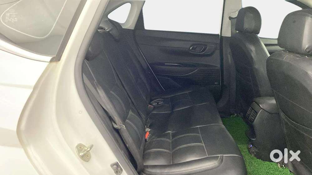 Hyundai New I20 1.0 Asta (o) Turbo Dct, 2021, Petrol