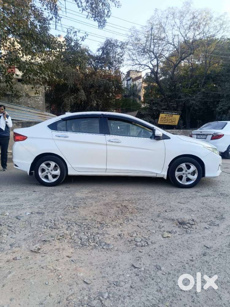 Honda City 1.5 V Cvt I-vtec Mt, 2016, Petrol