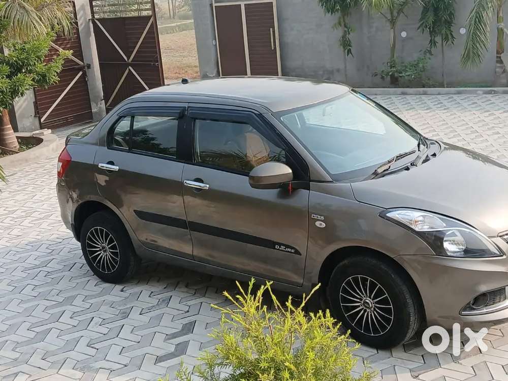Swift Dezire Grey Colur