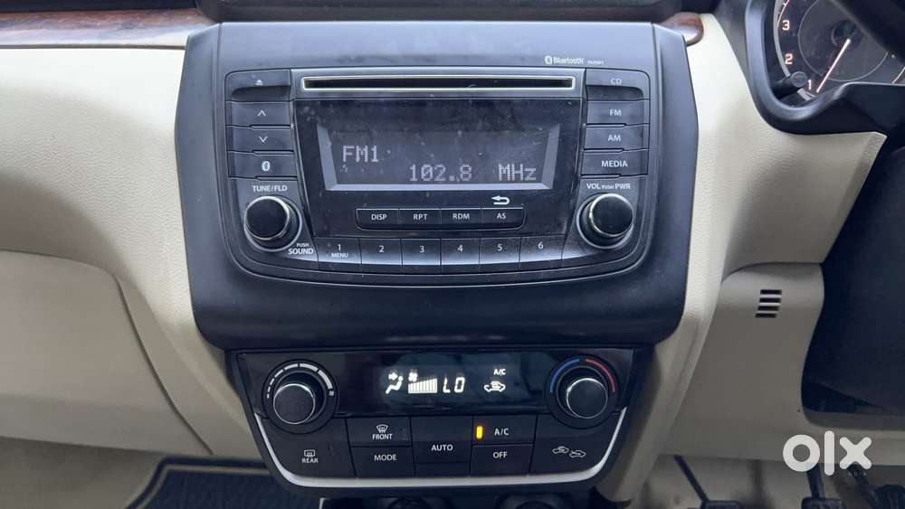 Maruti Suzuki Dzire 1.2 Zxi, 2017, Petrol