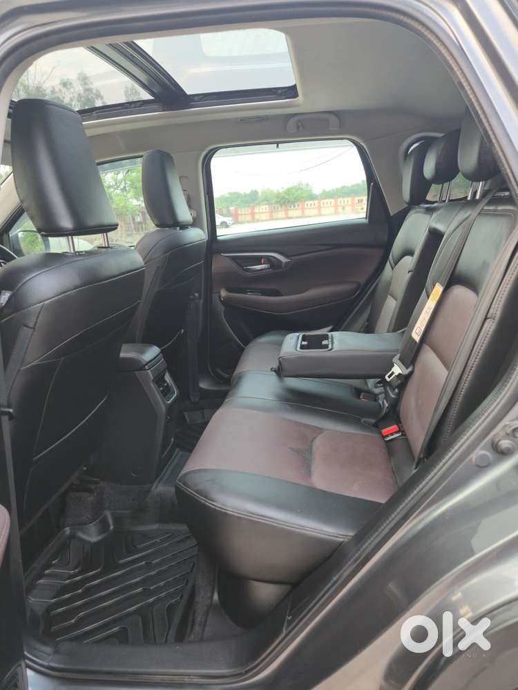 Maruti Suzuki Grand Vitara Smart Hybrid Alpha, 2023, Petrol