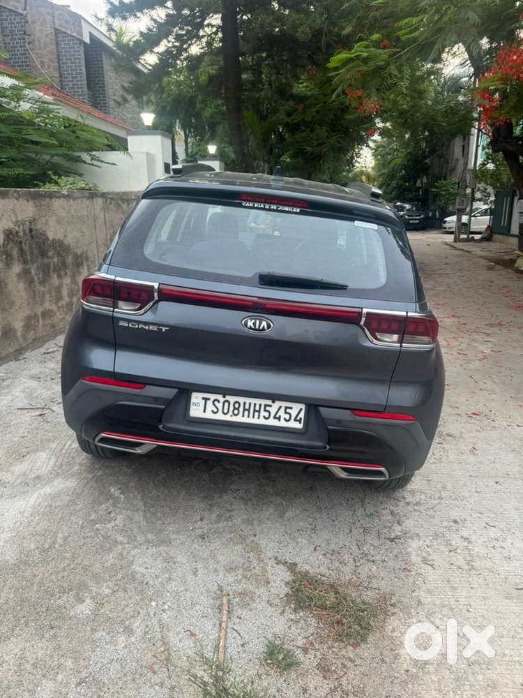 Kia Sonet Petrol 2020