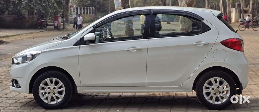 Tata Tiago 1.2 Revotron Xz, 2018, Petrol
