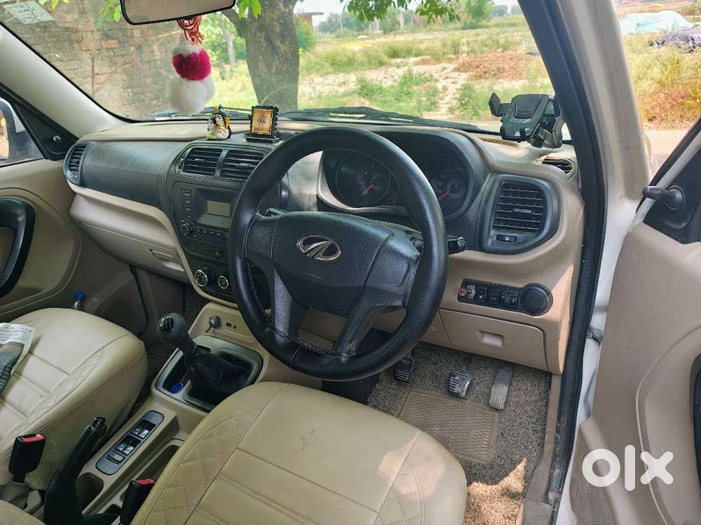Mahindra Tuv 300 2017 Diesel Good Condition