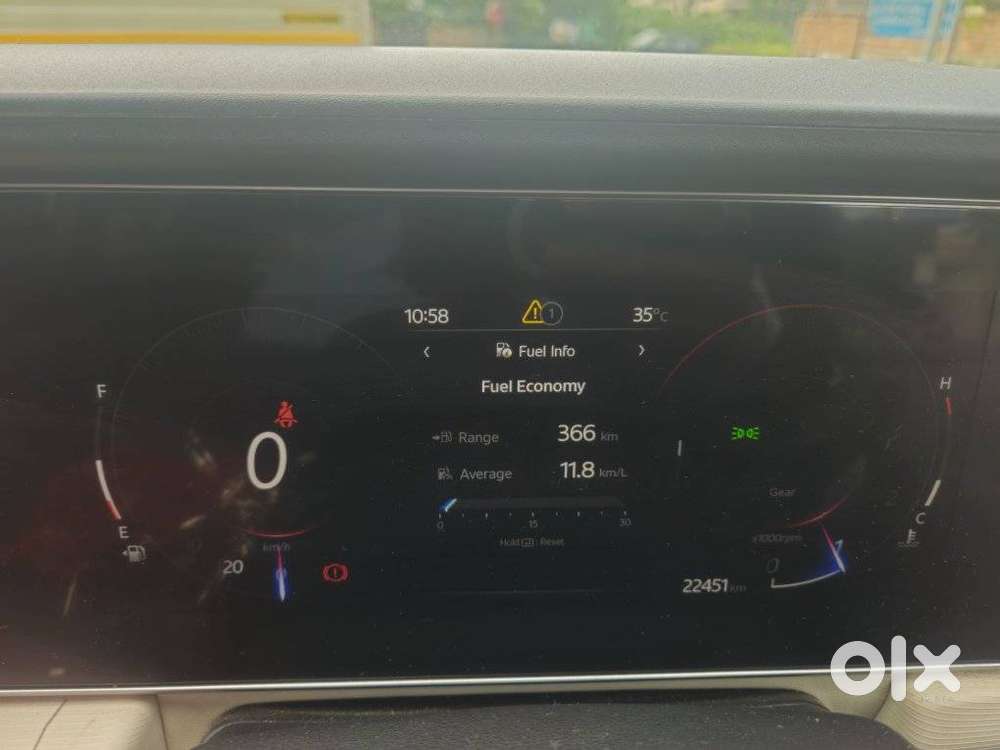 Mahindra Xuv700 2.2 Ax 5 Diesel Mt 7 Str, 2025, Diesel