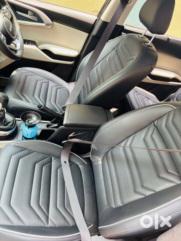 Kia Carens Petrol Manual 2024