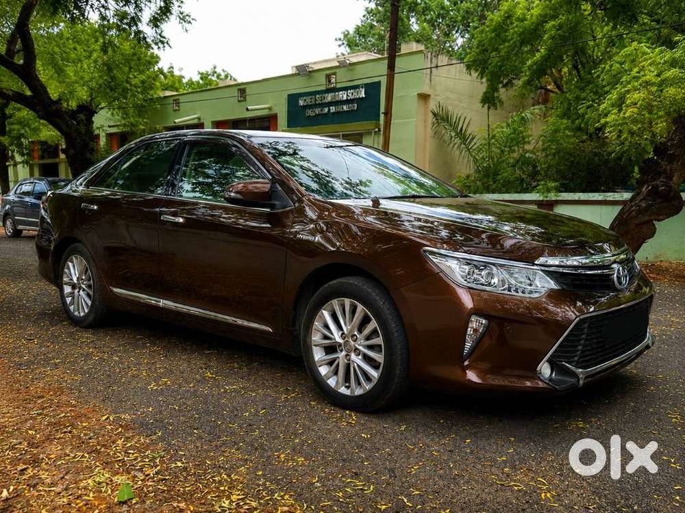 Toyota Camry Hybrid 2.5, 2015, Cng & Hybrids