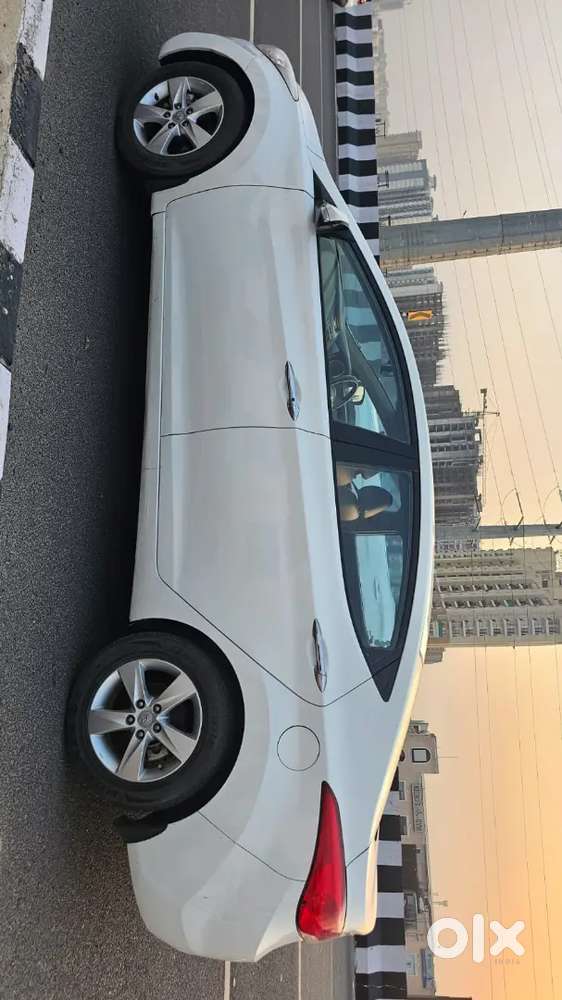 Hyundai New Elantra 2013