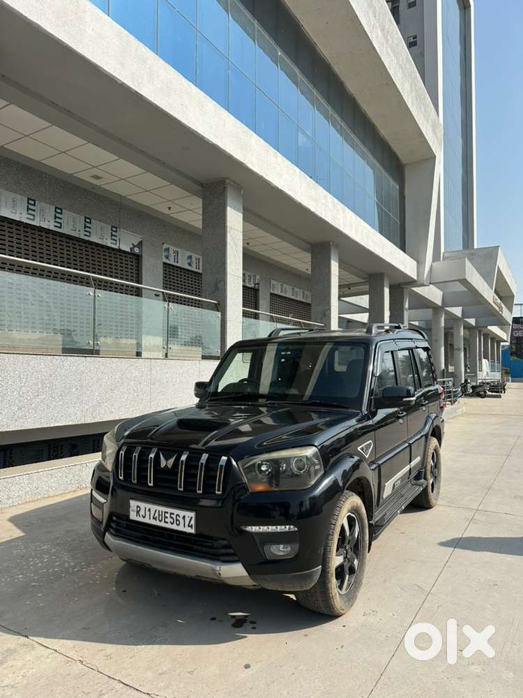 Mahindra Scorpio Classic 2015 Diesel Manual