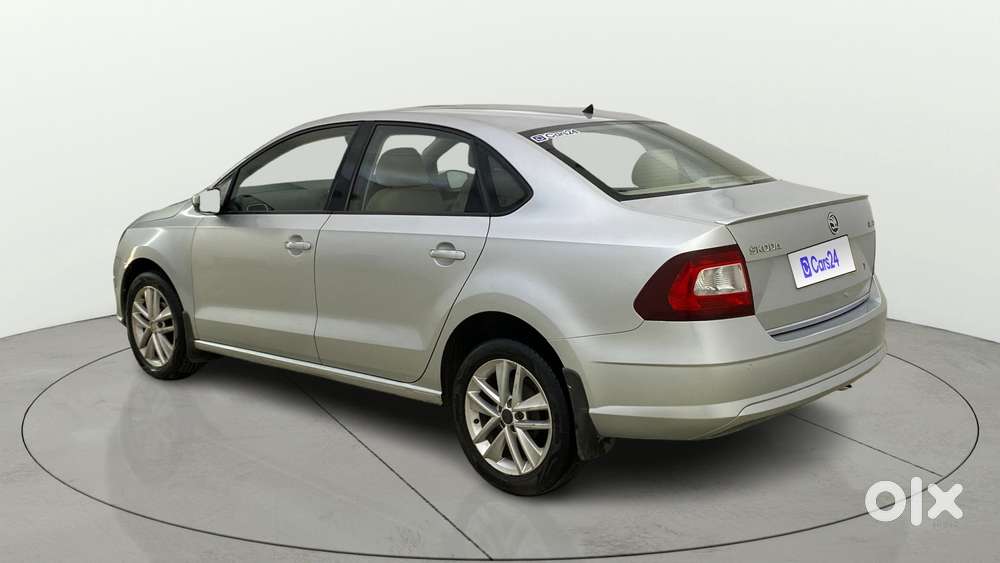 Skoda Rapid 1.6 Mpi At Style, 2017, Petrol