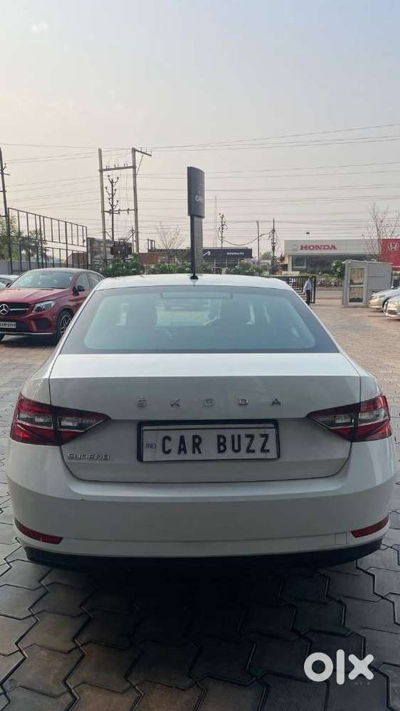 Skoda Superb, 2018, Petrol