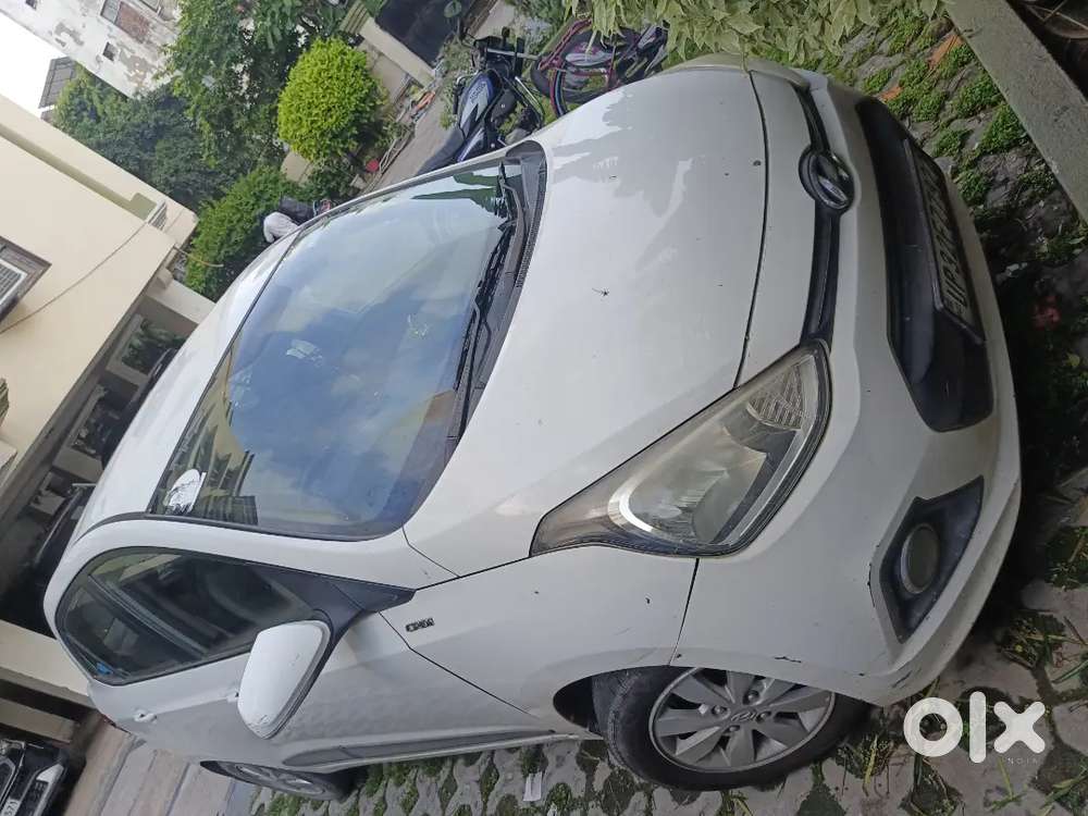 Hyundai Xcent Crdi 2014 Manual Diesel In Running Condition.