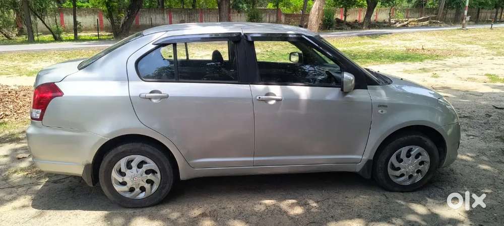 Maruti Suzuki Swift Dzire 2011