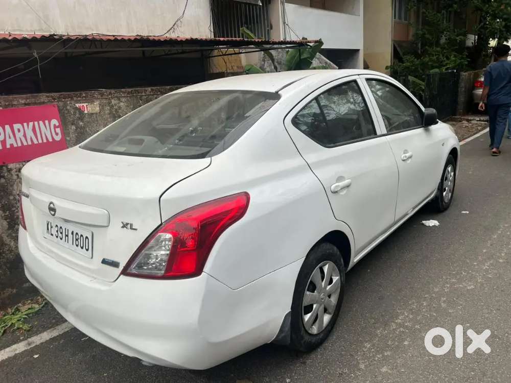 Nissan Sunny Petrol Automatic 2014