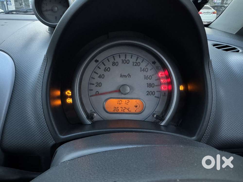 Maruti Suzuki Ritz Vxi, 2015, Petrol