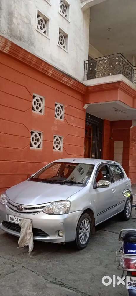 Toyota Etios Liva 2012